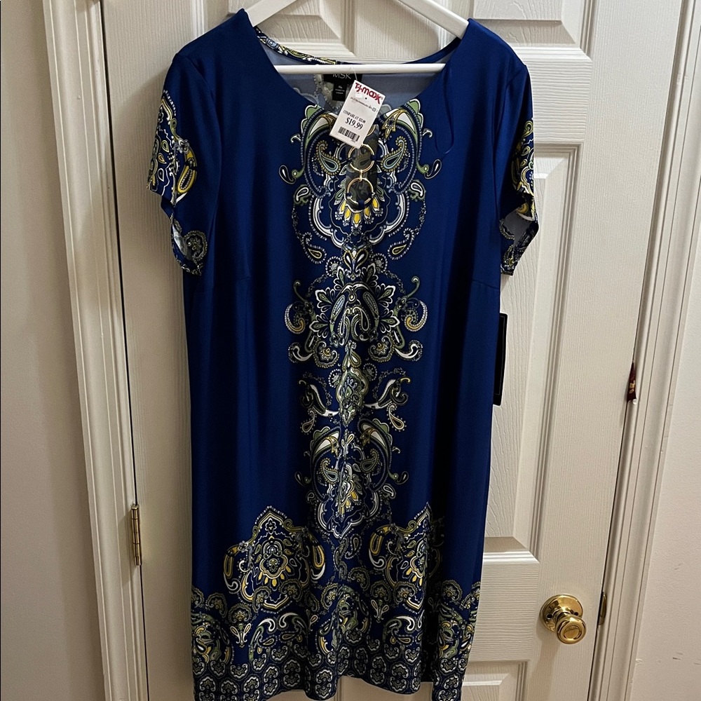 Elegant Blue Patterned Dress